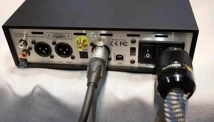 Coaxial接口